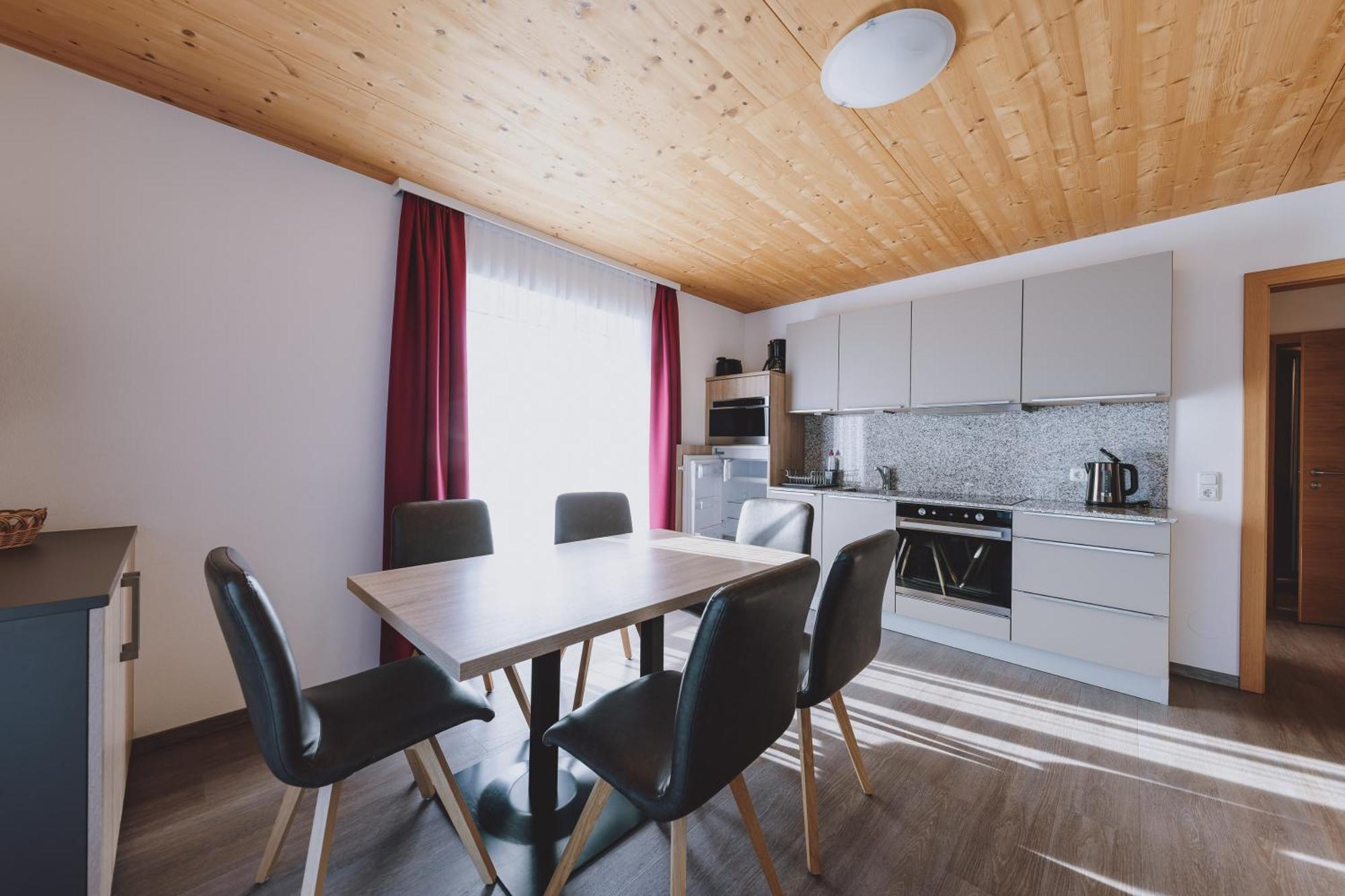 Appartements Sulzer By We Rent, Summercard Included Zell am See Room photo
